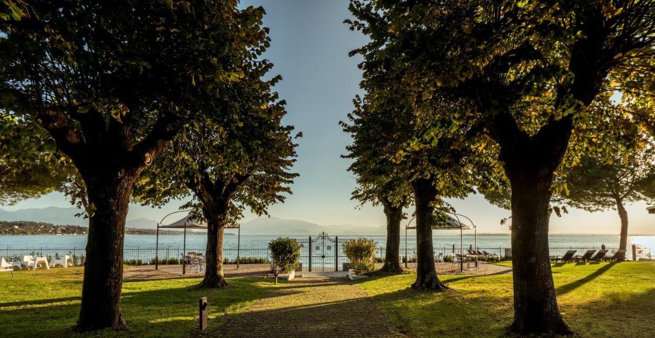 Splendido Bay Luxury Spa Resort Padenghe sul Garda Esterno foto